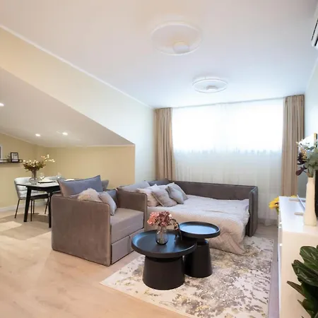 Stylish Near Old Town By Vandore Heritage Apartmán