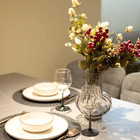 Stylish Near Old Town By Vandore Heritage *